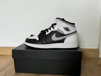 Nike Jordan 1 Mid Shadow GS 7Y 40 Köln - Ostheim Vorschau