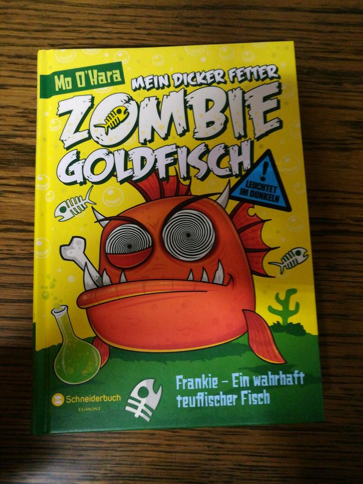 Buch, Kinderbuch - Mein dicker fetter Zombie Goldfisch in Weidenstetten