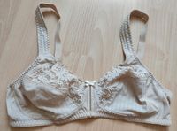 Triumph BH bra Bustier 85C ohne Bügel Beige neuwertig Saarland - Völklingen Vorschau