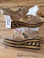 Sandalen-Rieker Damen Plateausandalen, Gr.40,beige,neu Wuppertal - Vohwinkel Vorschau