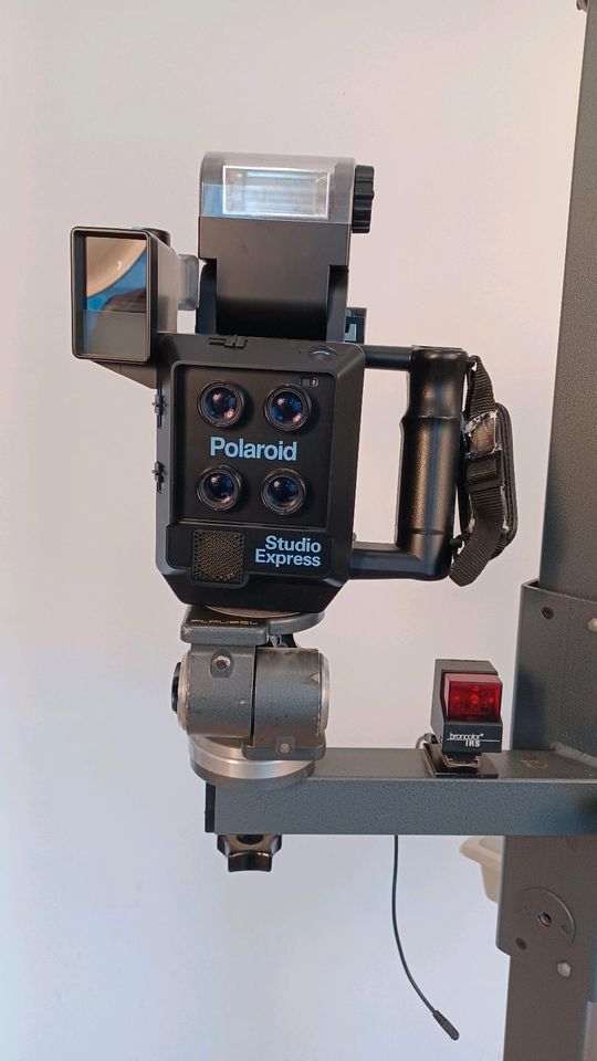 Polaroid Paßbildkamera Miniportrait 403 in Kaufungen