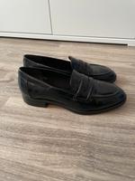 Tamaris Slipper Lackschuhe Halbschuhe Düsseldorf - Rath Vorschau