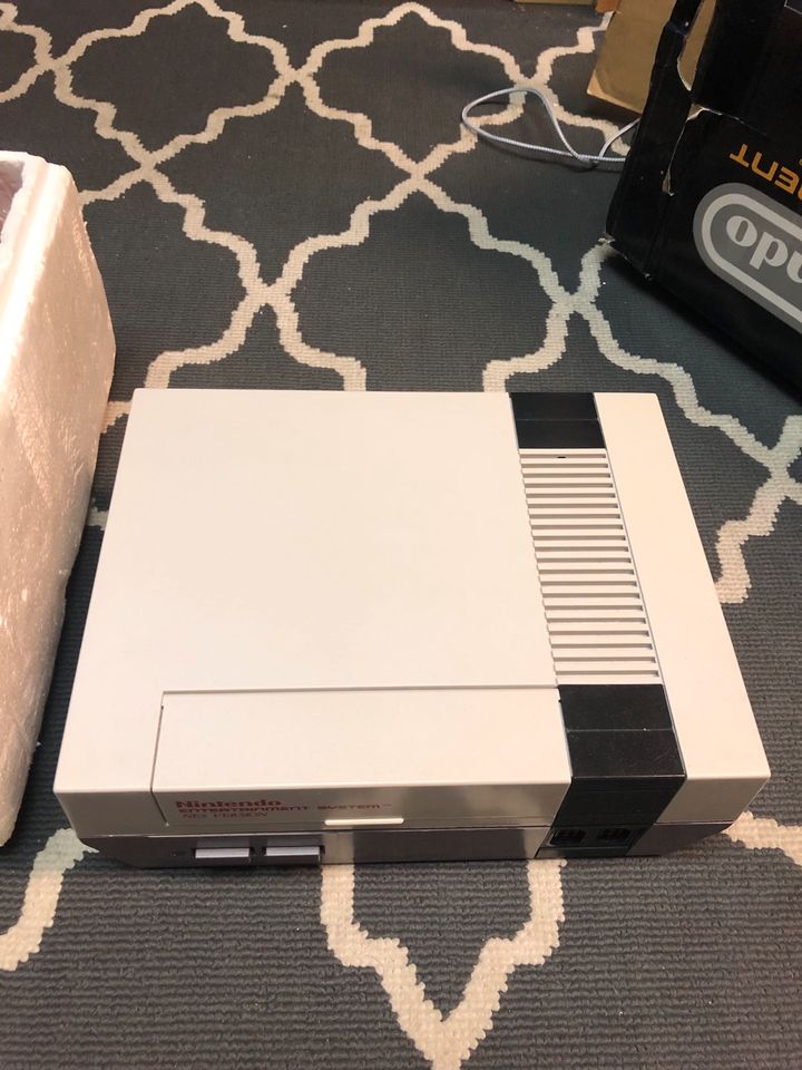 Nintendo NES Deluxe Set Seltene PAL Version in Feldafing