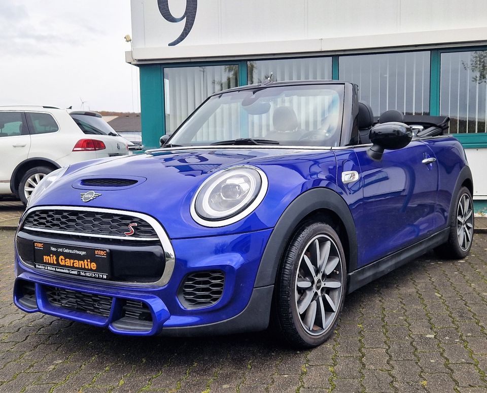 MINI Cooper S Cabrio 2.0l Autom. Sound, LED, JCW in Fröndenberg (Ruhr)