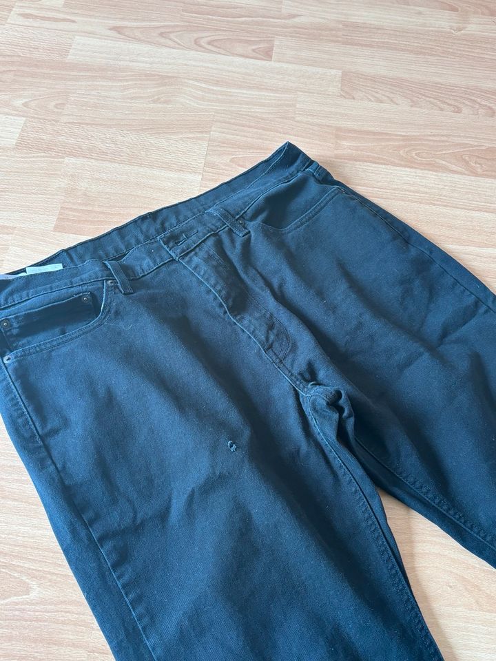 Levi’s 541 36X32 Levi’s Herren Schwarz Jeans Hose in Berlin