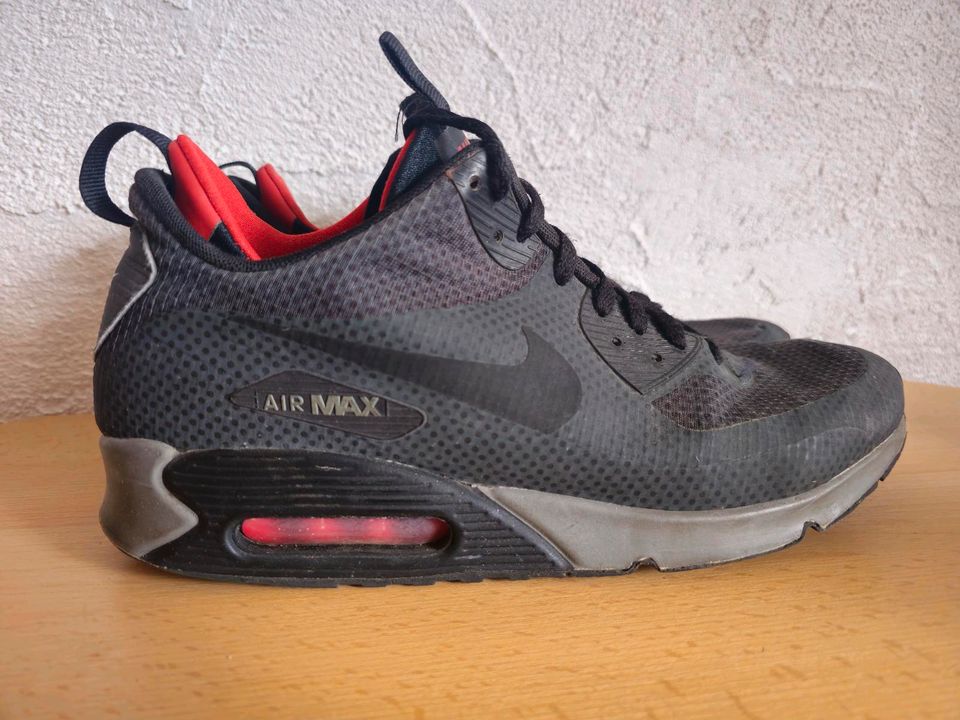 Nike Air Max 90 WNTR in Aalen