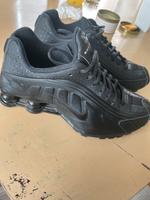Nike Shox Schwarz Größe 37,5 Sachsen - Rabenau Vorschau