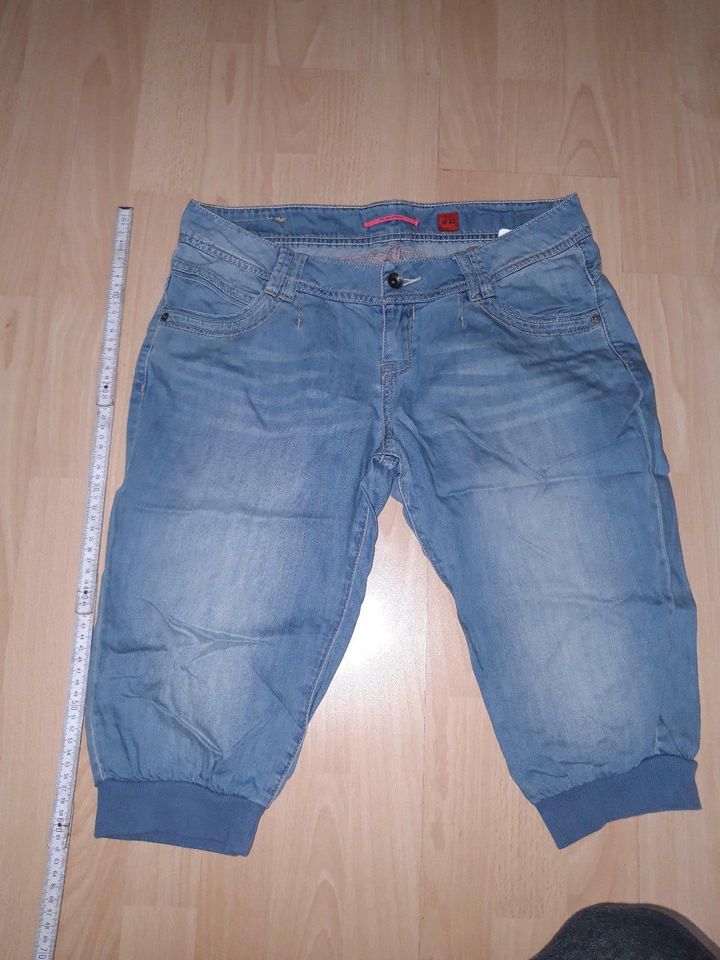 Bermuda Capri Hose Jeans QS by s. Oliver 40 in Arnstein