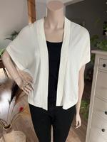 Esprit Cardigan Strickjacke kurz Jacke Gr. M weiß neu Niedersachsen - Schwarme Vorschau