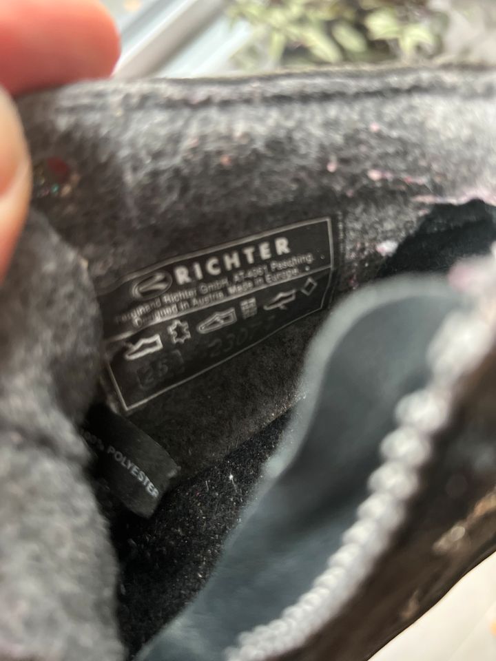 Richter gefütterte Schuhe grau mit Glitzer Gr. 25 Mädchen in Lienen