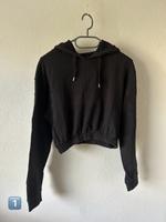 2 verschiedene Hoodies (kurz geschnitten / bauchfrei) Größe S Hessen - Willingshausen Vorschau