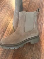 Ralph Lauren Stiefeletten gr.38 Leder neu Berlin - Kladow Vorschau