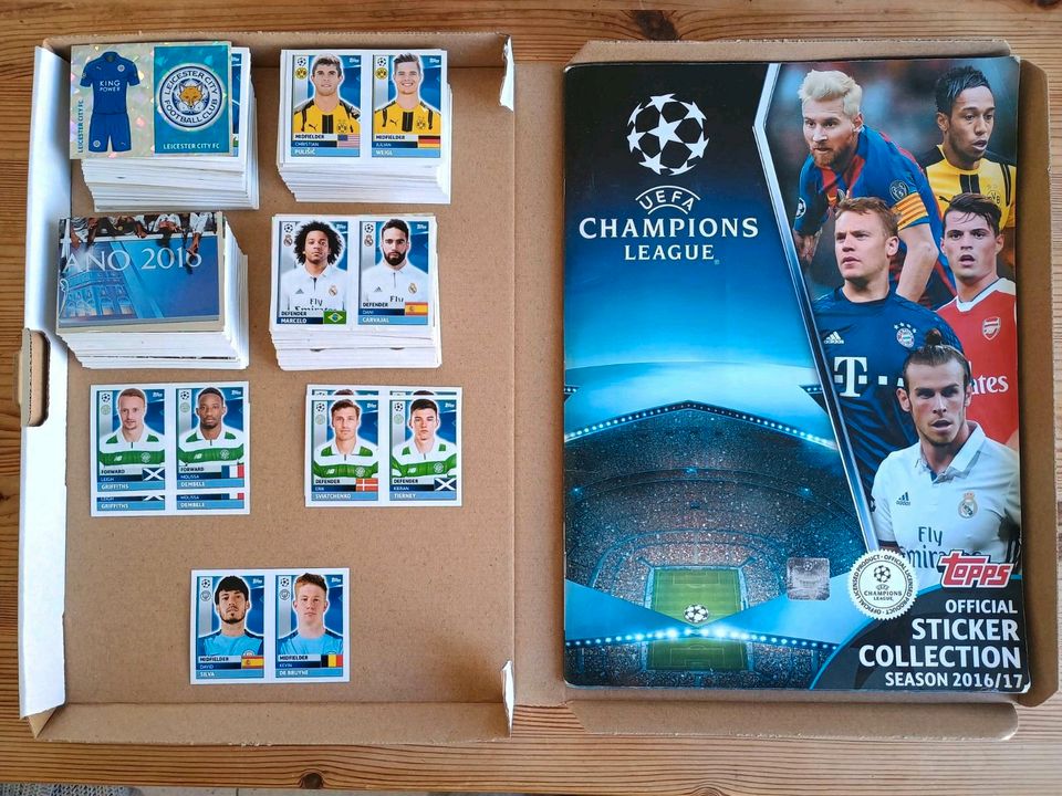 Topps CL Champions League 2016/17 Album + über 400 Sticker in Berlin