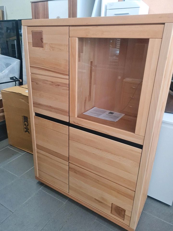 Highboard Vitrine Buche massiv Neu 2.Wahl in Saarbrücken