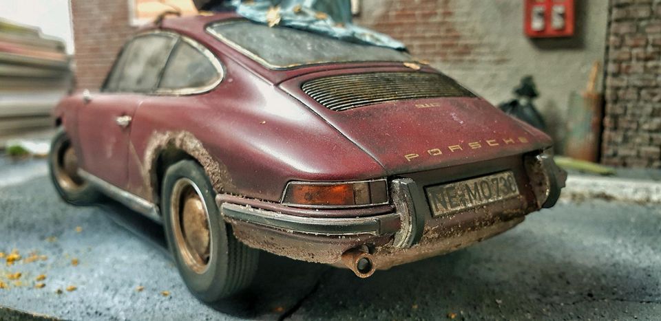 Lostplace Porsche 911 Norev 1:18 Diorama kein Autoart, Minichamps in Obrigheim