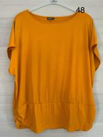2 Damen T-Shirts Gr.48 Hessen - Dornburg Vorschau