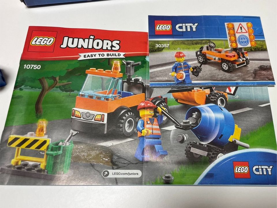 Lego Juniors ⭐️ Baustelle (10750 + 30357) in Attendorn