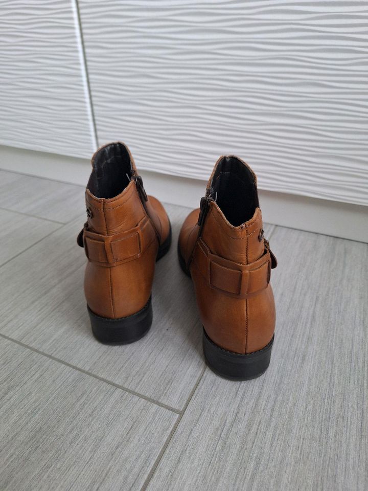 Tamaris Chelsea Boots Größe 38 in Marktbergel