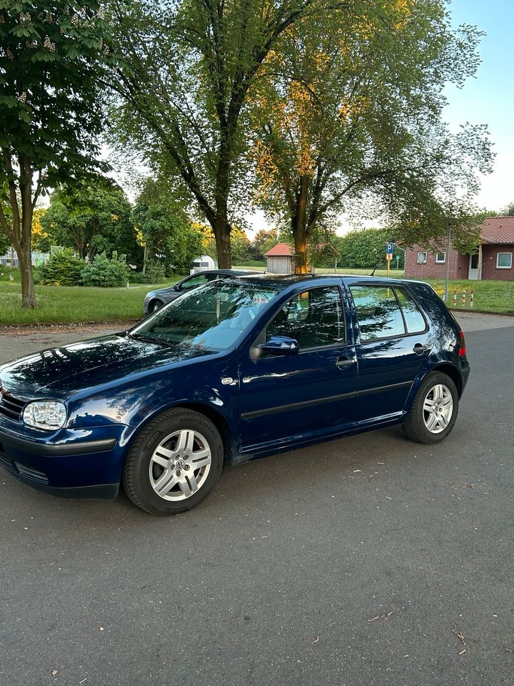 Volkswagen Golf 4 in Wennigsen