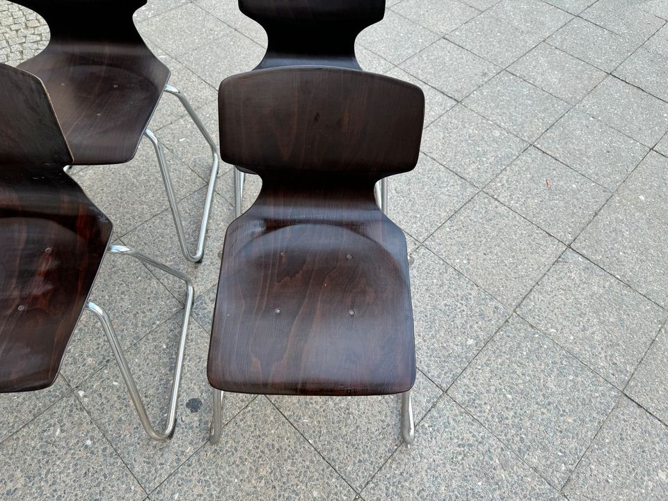 8 Flötotto Schwarz braun Reparaturbedürftig Stühle chairs Set in Berlin