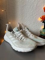 Adidas Schuhe Hannover - Herrenhausen-Stöcken Vorschau