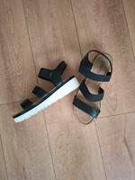 Esprit,  Sandalen  , Gr 41 , schwarz Nordrhein-Westfalen - Tönisvorst Vorschau