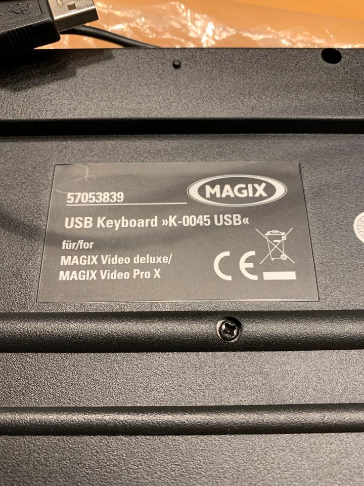 Magix Tastatur bunt Videobearbeitung K-0045 USB neu in Stelle