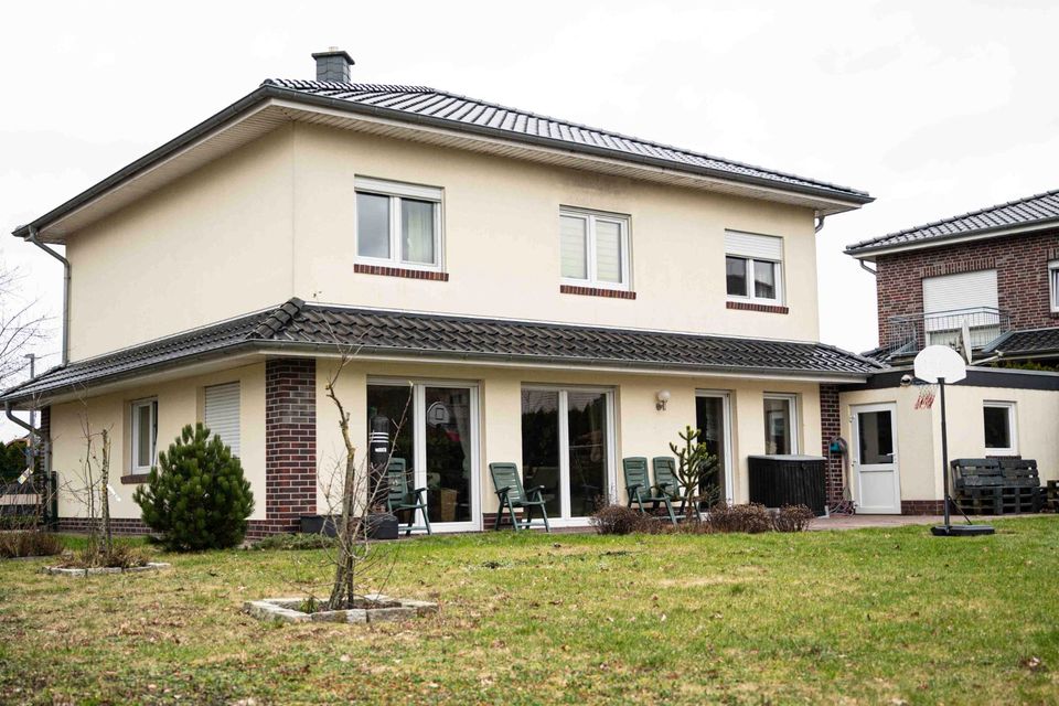 Geräumiges EFH im ruhigen Ortsteil Essen, mit Kamin und Garage in Essen (Oldenburg)