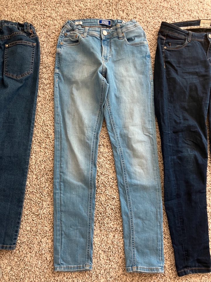 Jeans Hosen Big Star 146, Jack Jones 158, H&M 146, Lemmi 152 in Stuttgart