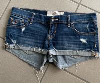 Damen Shorts: Hollister Jeans W26,sehr kurz Nordrhein-Westfalen - Troisdorf Vorschau