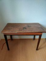 Tisch aus Holz...sehr alt Hessen - Neu-Eichenberg Vorschau