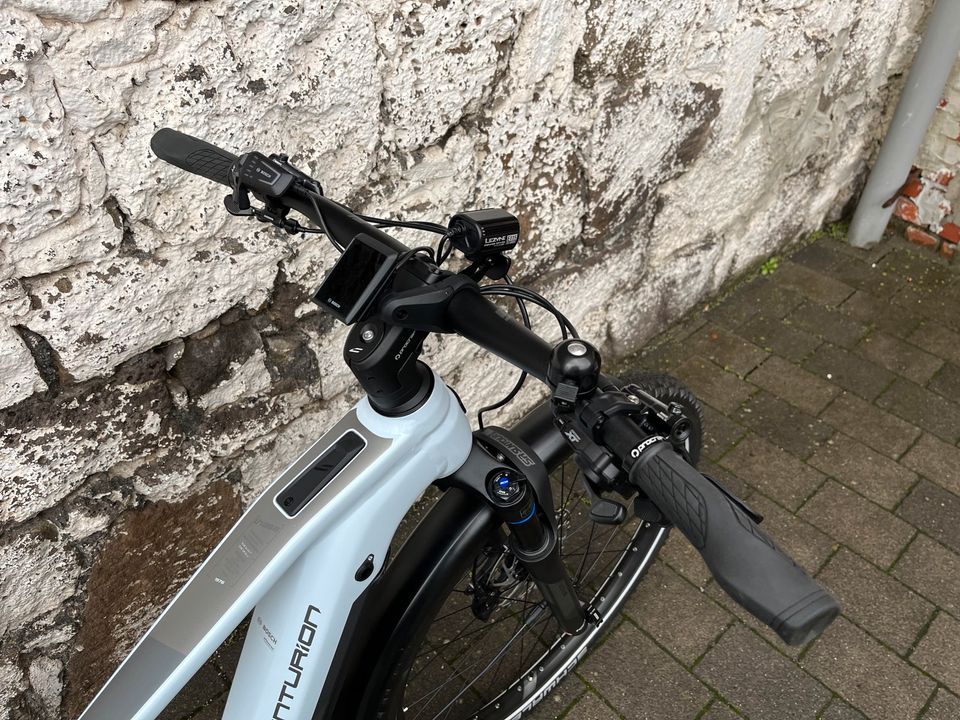 Centurion Lhasa R2600i EQ E-Bike, Gr. S, weiß-silber/grau in Staufenberg