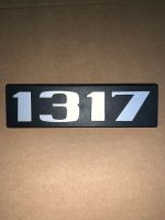 Mercedes-Benz Typenschild, Typenzeichen 1317 Nordrhein-Westfalen - Erwitte Vorschau