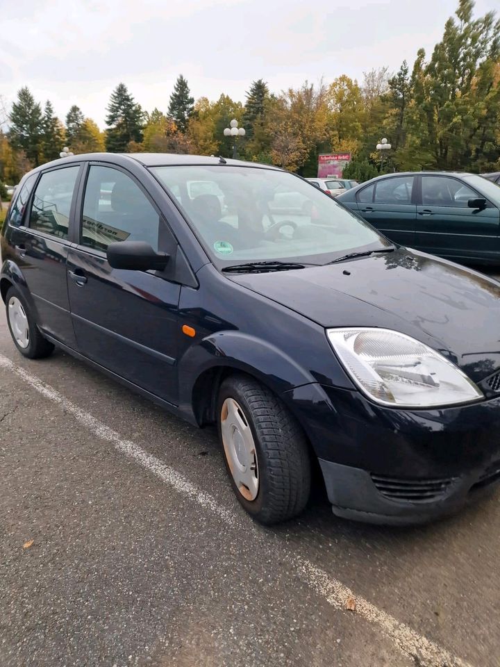 Ford Fiesta TÜV/AU Neu in Goslar