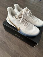 Nike Mamba Focus Metallic Gold 42 Baden-Württemberg - Lauchringen Vorschau