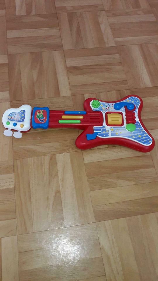 Lustige Fahrschule von vTech und elektrische Gitarre mit Sound in Oberhausen