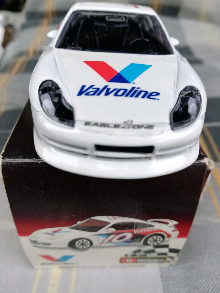 Porsche 911... Valvoline Race Car... Modell 1:43... BBurago... in Geldern