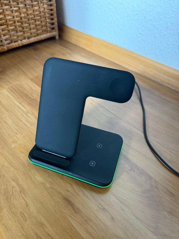 Wireless Ladegerät für Handy, Kopfhörer, Apple Watch in Darmstadt