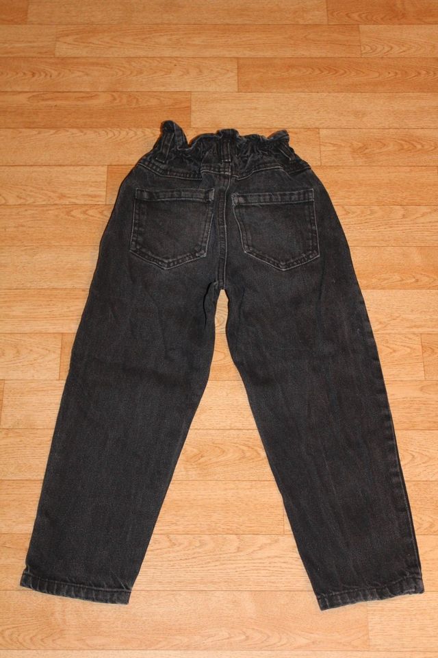 ** Zeeman ** Jeanshose Gr.134 in Troisdorf