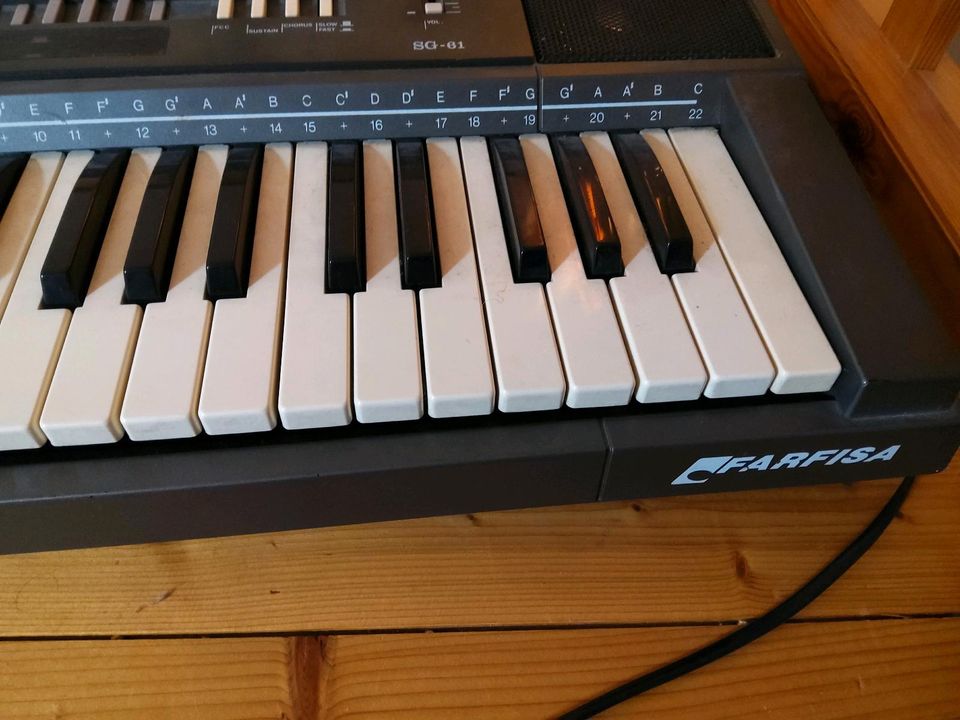 Keyboard von Farfisa in Overath
