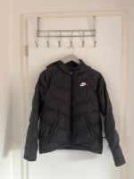 Nike Kinder Jacke Rheinland-Pfalz - Weißenthurm   Vorschau