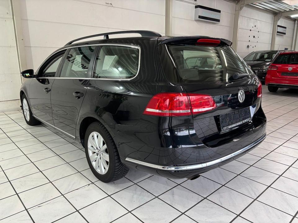 Volkswagen Passat Variant Comfortline BlueMotion *1.Hand* in Essen