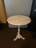 Runder Tisch mit weisser Marmorplatte und Gußeisengestell Neumünster - Wasbek Vorschau