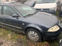 VW Passat 2.3 Limousine Bayern - Großostheim Vorschau