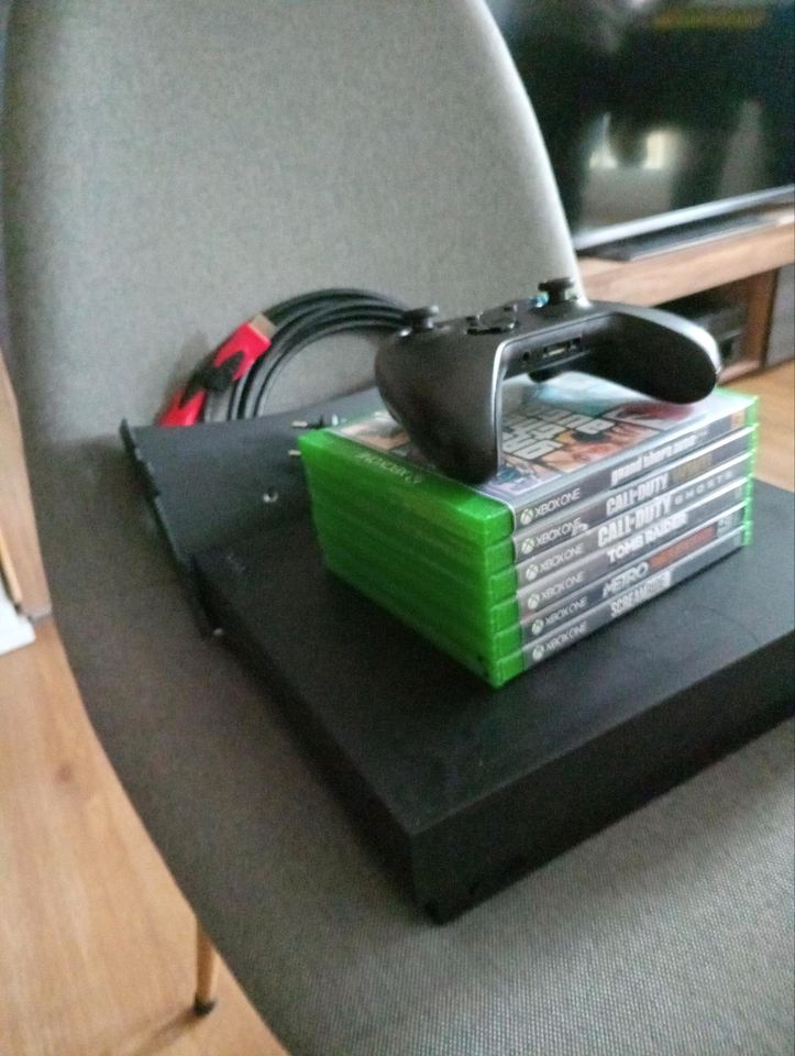 Xbox one x. 1TB in Rotenburg