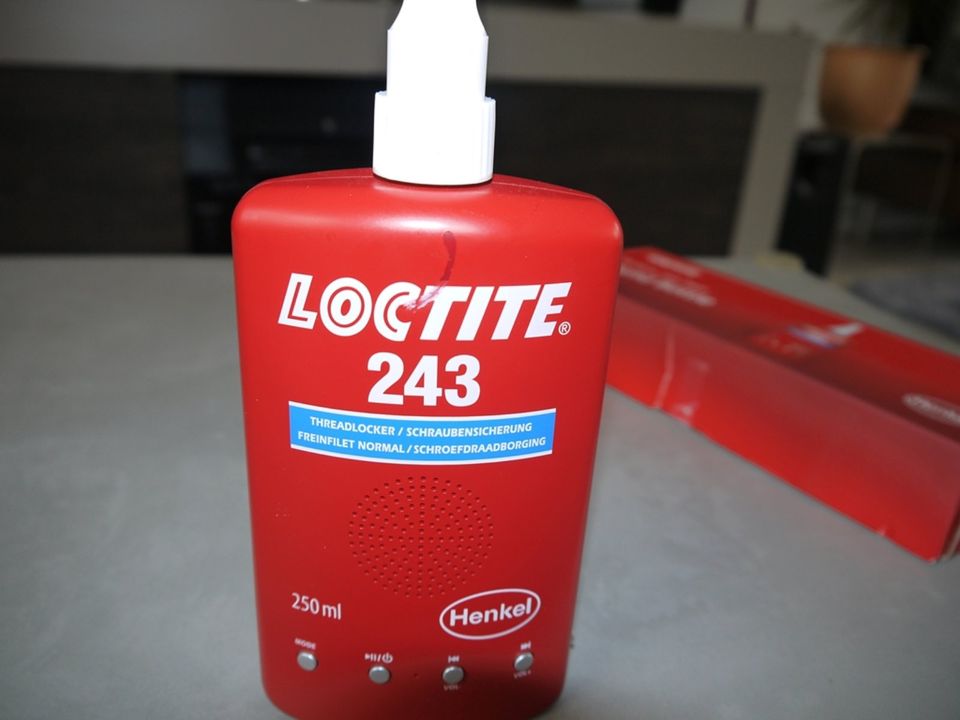 Loctite 243 Sound Bottle FM Radio und MP3 Player neu OVP in Erkelenz