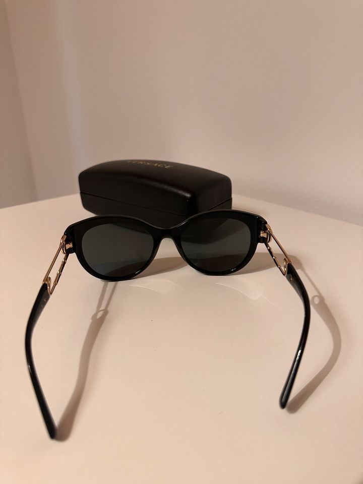 Versace Sonnenbrille in München
