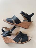 Geox Ledersandalen 39, mit Keilabsatz Bayern - Geisenfeld Vorschau
