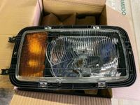 Mercedes-Benz NG headlamp original Hella for right hand drive Nordrhein-Westfalen - Erwitte Vorschau