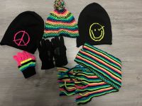 6 Teile Winter Mützen Schal Handschuhe Paket Set neon schwarz Saarbrücken-Dudweiler - Dudweiler Vorschau